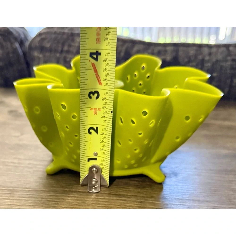 Joie Silicone Vegetable Steamer Basket Lime Green Flower Design Kitchen Tool